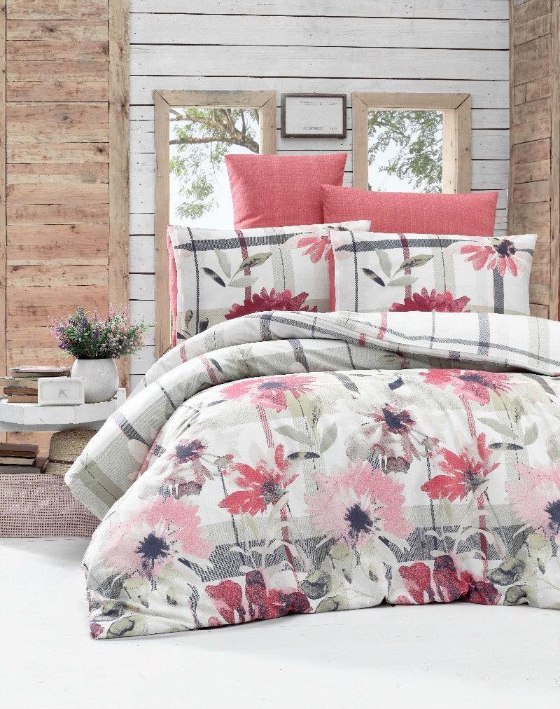 Set lenjerie de pat dublă Vanesa, Diverse culori, 220x240 cm - Roz - Verde măsliniu - Gri | SKU: 121VCT2634 | Set lenjerie de pat dublă Vanesa, 220x240 cm, varianta Roz - Verde măsliniu - Gri, produs pentru amenajarea locuinței, disponibil online în România la CasaMob
