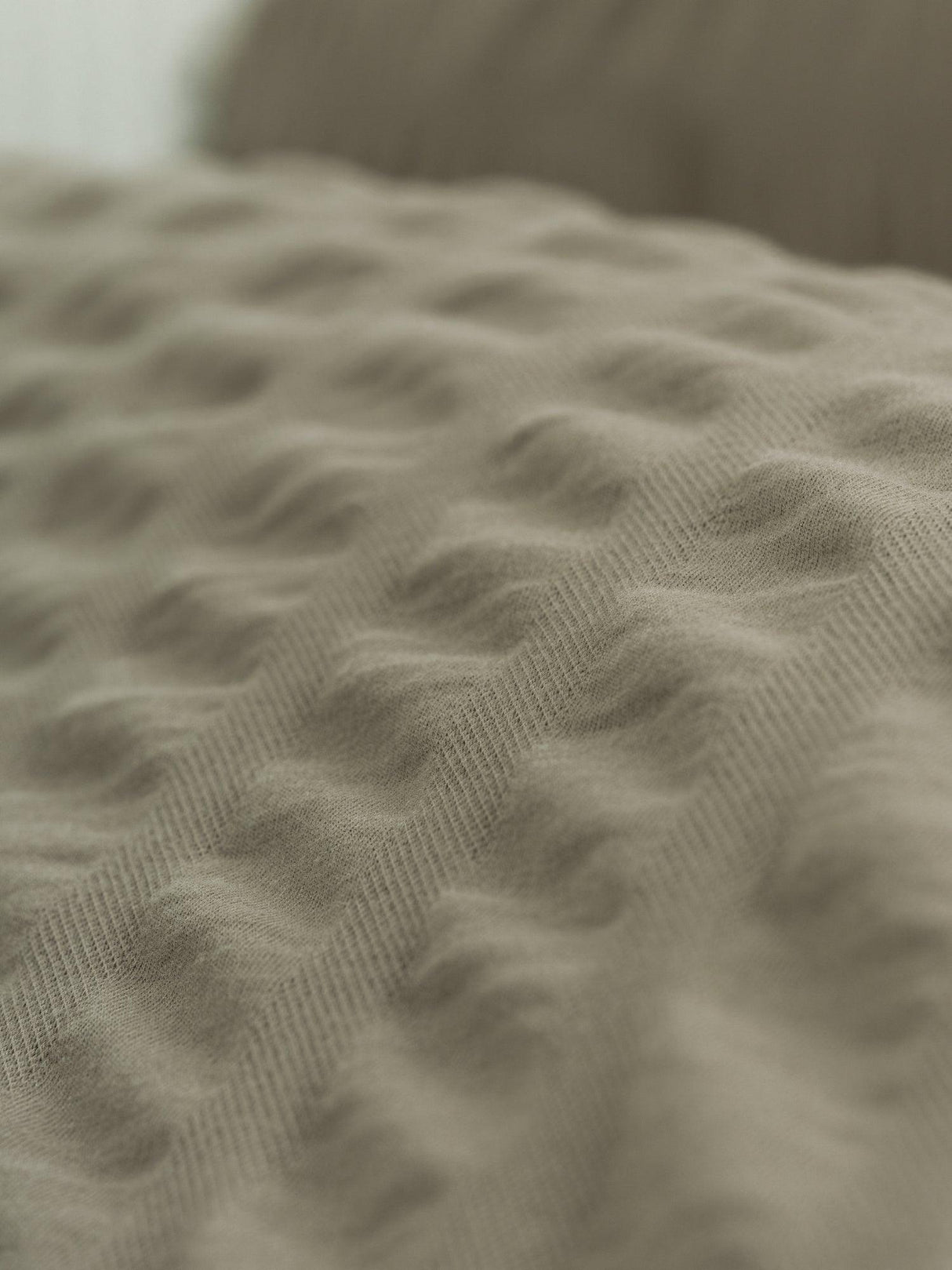 Set lenjerie de pat dublă Crepe, Diverse culori, 200x220 cm - Mink | SKU: 129CTN2864 | Set lenjerie de pat dublă Crepe, 200x220 cm, varianta Mink, produs pentru amenajarea locuinței, disponibil online în România la CasaMob