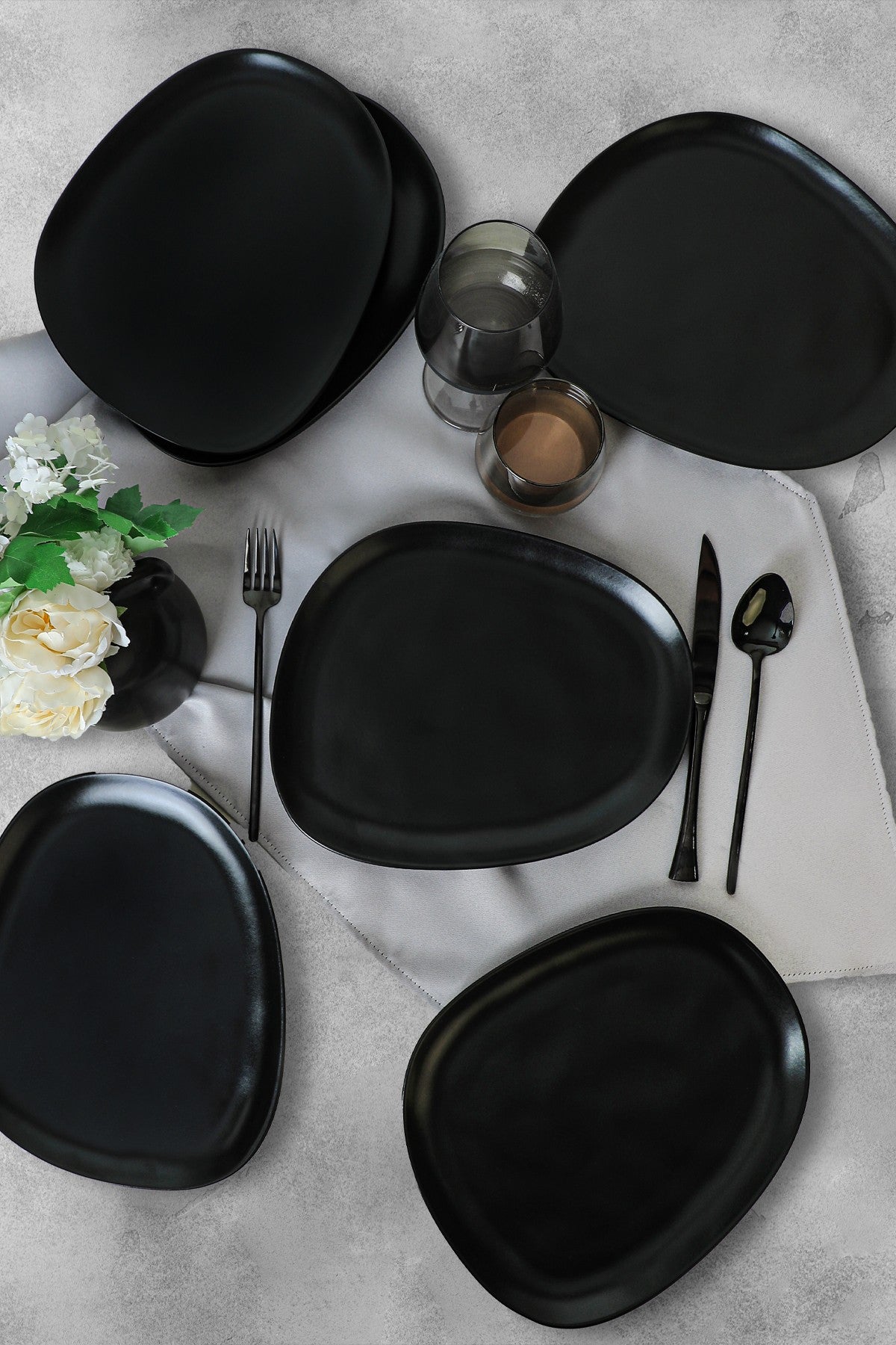Set de farfurii 6 bucăți X0001549900000000000000000, Matte black