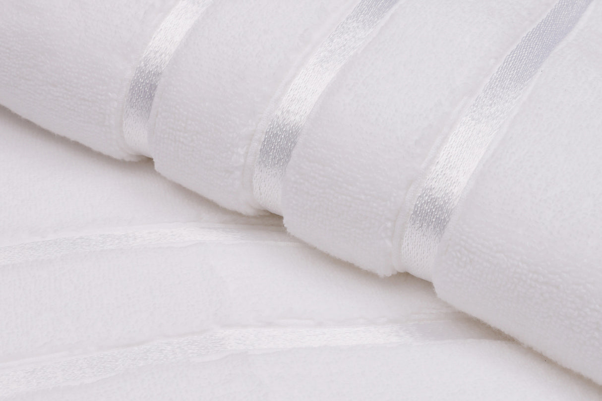 Prosop de baie 2 bucăți Dolce, Diverse culori, 70x140 cm - Alb | SKU: 317HBY1456 | Prosop de baie 2 bucăți Dolce, 70x140 cm, varianta Alb, produs pentru amenajarea locuinței, disponibil online în România la CasaMob