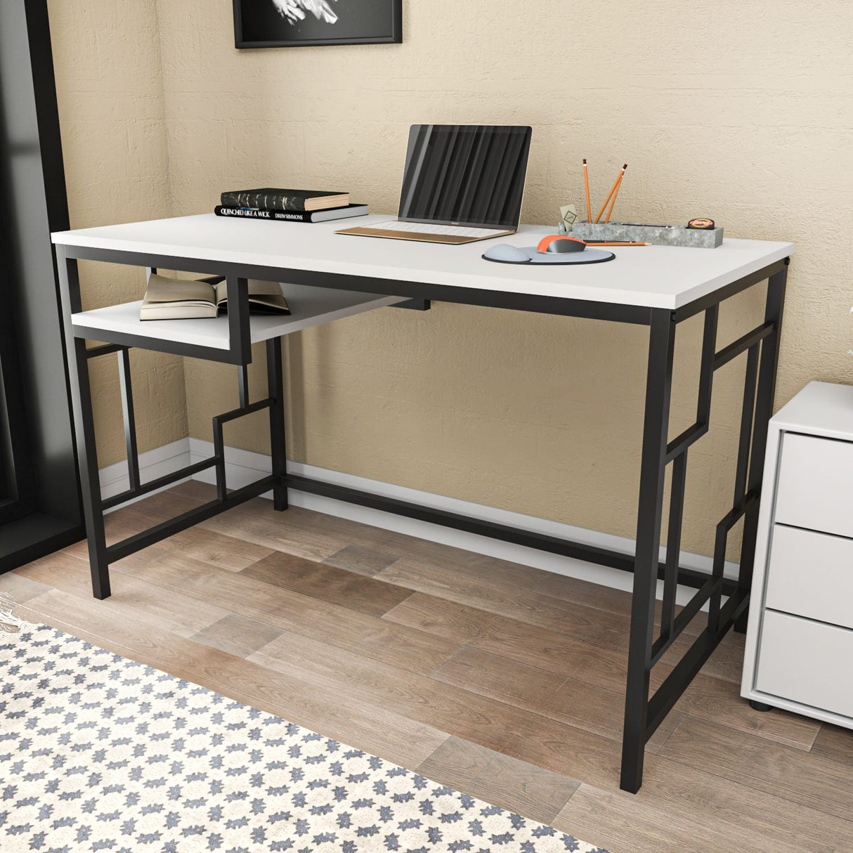 Birou Kennesaw, Diverse culori, 120x60x75 cm - Negru - Alb | SKU: 322RTC1457 | Birou Kennesaw, 120x60x75 cm, varianta Negru - Alb, produs pentru amenajarea locuinței, disponibil online în România la CasaMob