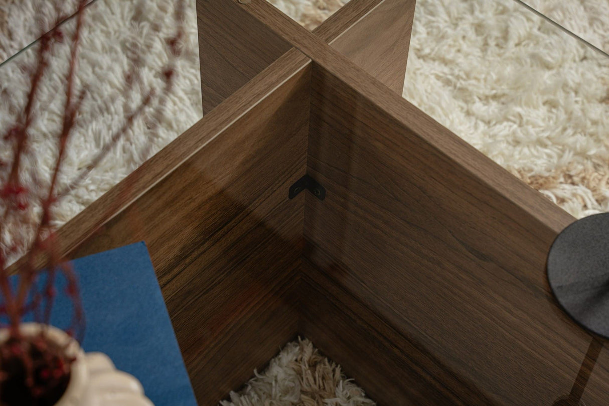 Măsuță de cafea Vetrino, Diverse culori, 105x65x40 cm - Venezia walnut | SKU: 353NRD1101 | Măsuță de cafea Vetrino, 105x65x40 cm, varianta Venezia walnut, produs pentru amenajarea locuinței, disponibil online în România la CasaMob