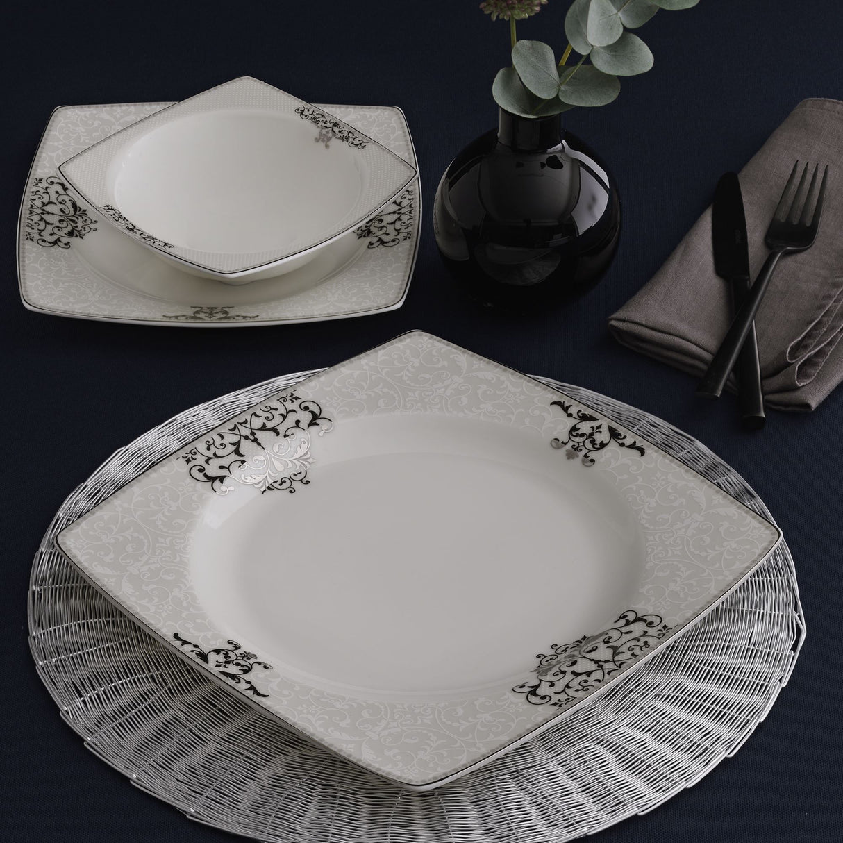 Serviciu de masă 85 bucăți GBSCR85KYT84056861, Alb - Argintiu - Negru, 26x26 cm