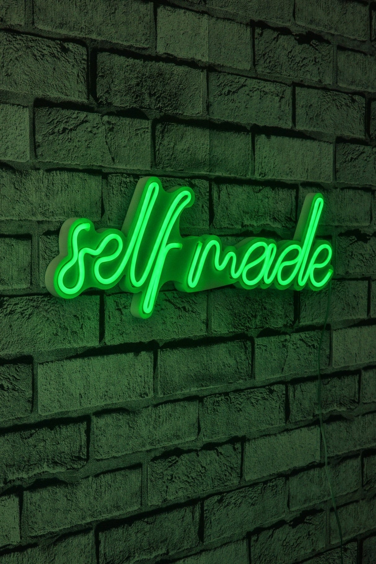Lampă neon Self Made, Diverse culori, 48x16x2 cm - Verde | SKU: 395NGR1715 | Lampă neon Self Made, 48x16x2 cm, varianta Verde, produs pentru amenajarea locuinței, disponibil online în România la CasaMob