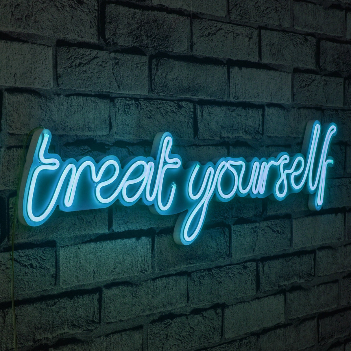 Lampă neon Treat Yourself, Diverse culori, 71x20x2 cm - Albastru | SKU: 395NGR1743 | Lampă neon Treat Yourself, 71x20x2 cm, varianta Albastru, produs pentru amenajarea locuinței, disponibil online în România la CasaMob
