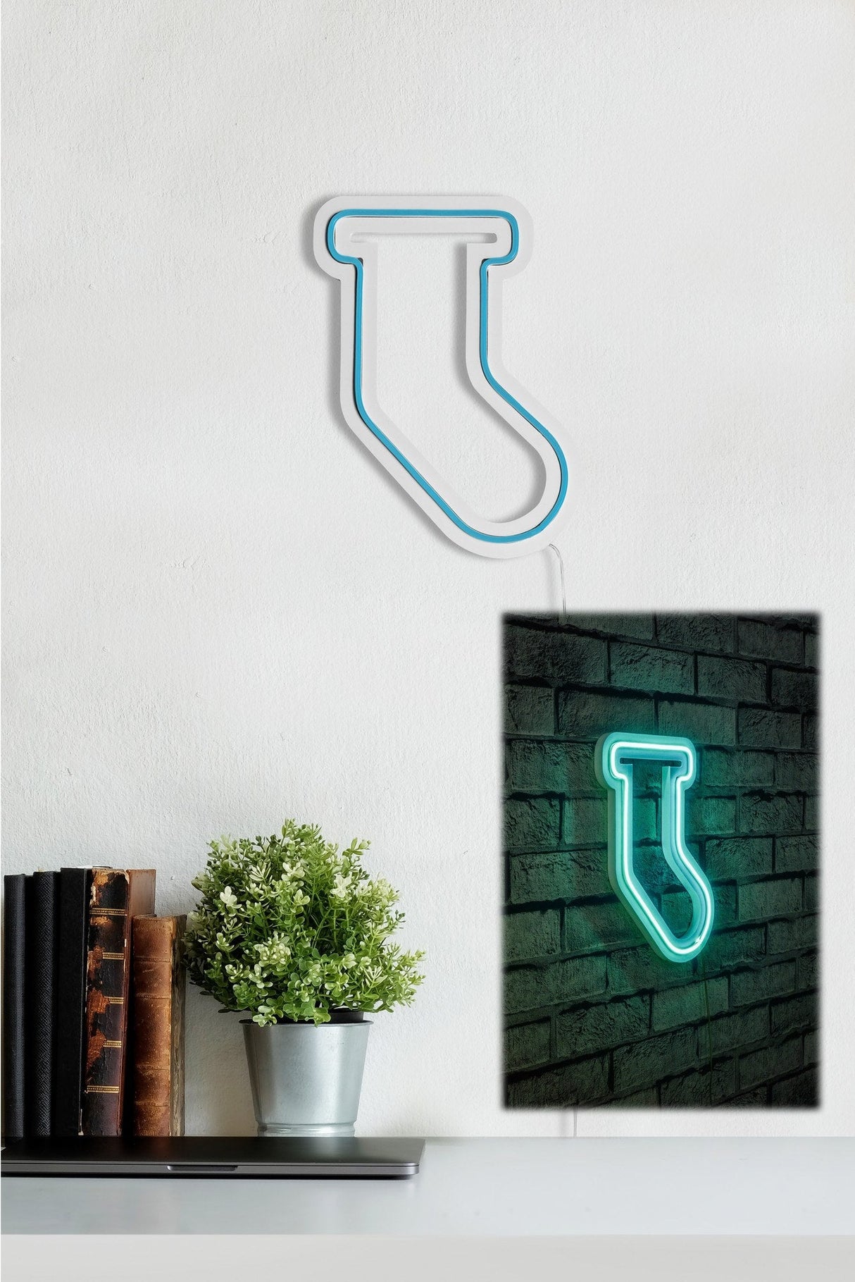 Lampă neon Socks, Diverse culori, 18x24x2 cm - Albastru | SKU: 395NGR1964 | Lampă neon Socks, 18x24x2 cm, varianta Albastru, produs pentru amenajarea locuinței, disponibil online în România la CasaMob