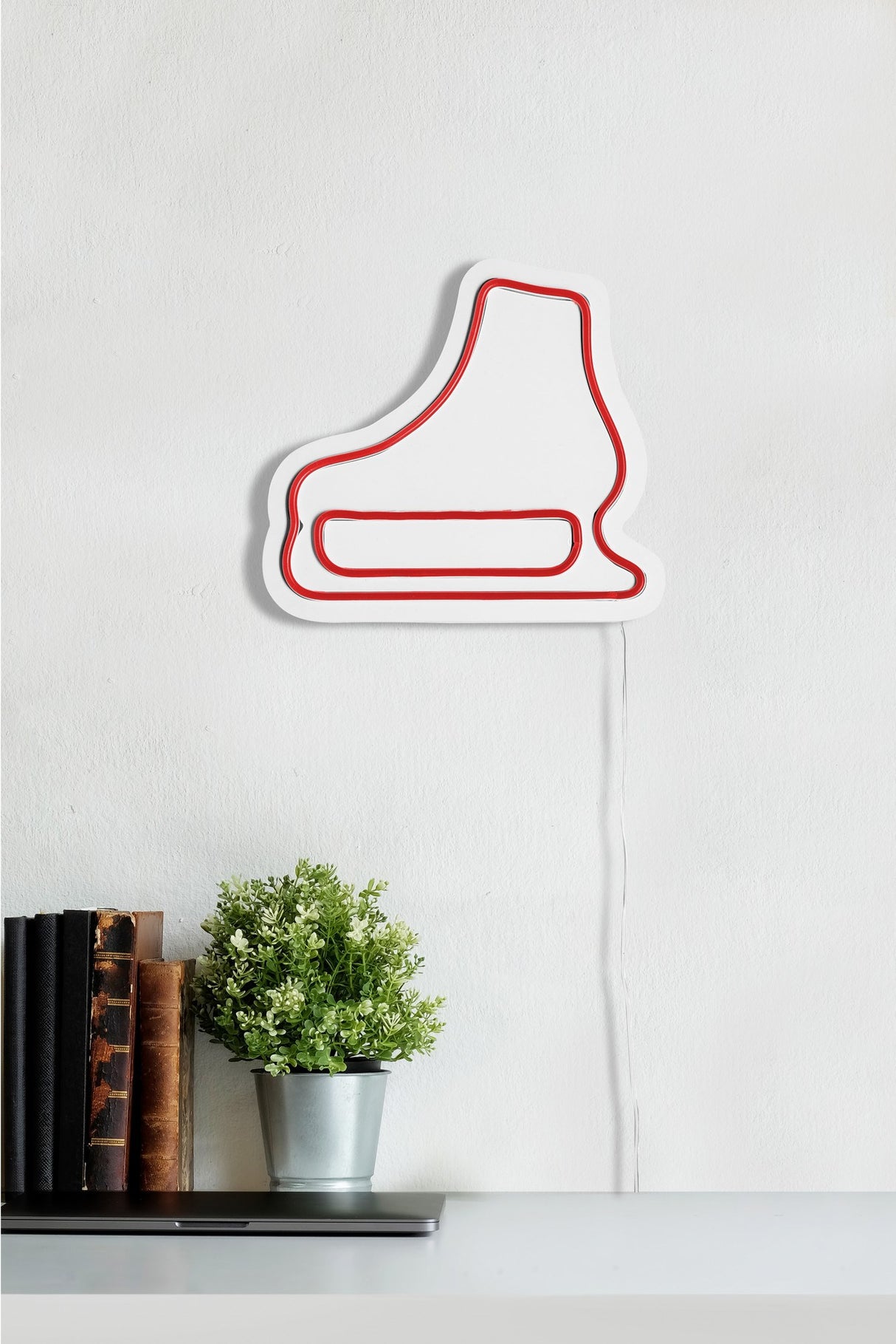 Lampă neon Ice-Skate, Diverse culori, 25x22x2 cm - Roșu | SKU: 395NGR1973 | Lampă neon Ice-Skate, 25x22x2 cm, varianta Roșu, produs pentru amenajarea locuinței, disponibil online în România la CasaMob