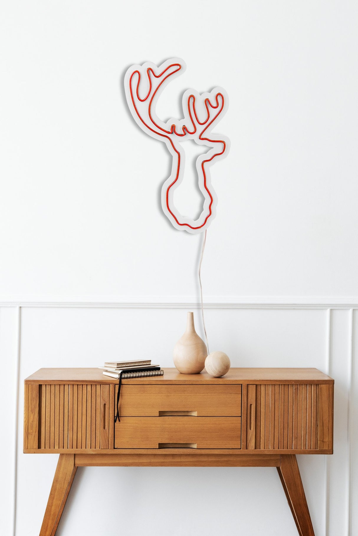 Lampă neon Deer, Diverse culori, 21x34x2 cm - Roșu | SKU: 395NGR1983 | Lampă neon Deer, 21x34x2 cm, varianta Roșu, produs pentru amenajarea locuinței, disponibil online în România la CasaMob