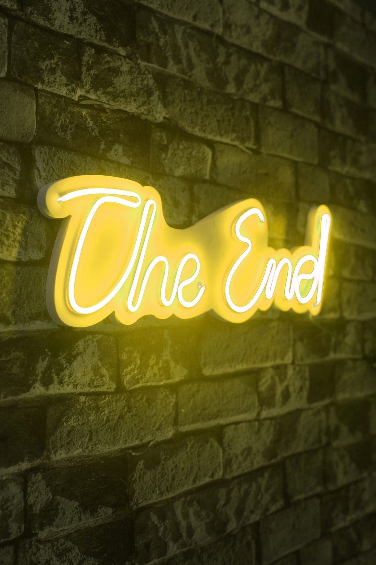 Lampă neon The End, Diverse culori, 16x50x2 cm - Galben | SKU: 395NGR2211 | Lampă neon The End, 16x50x2 cm, varianta Galben, produs pentru amenajarea locuinței, disponibil online în România la CasaMob
