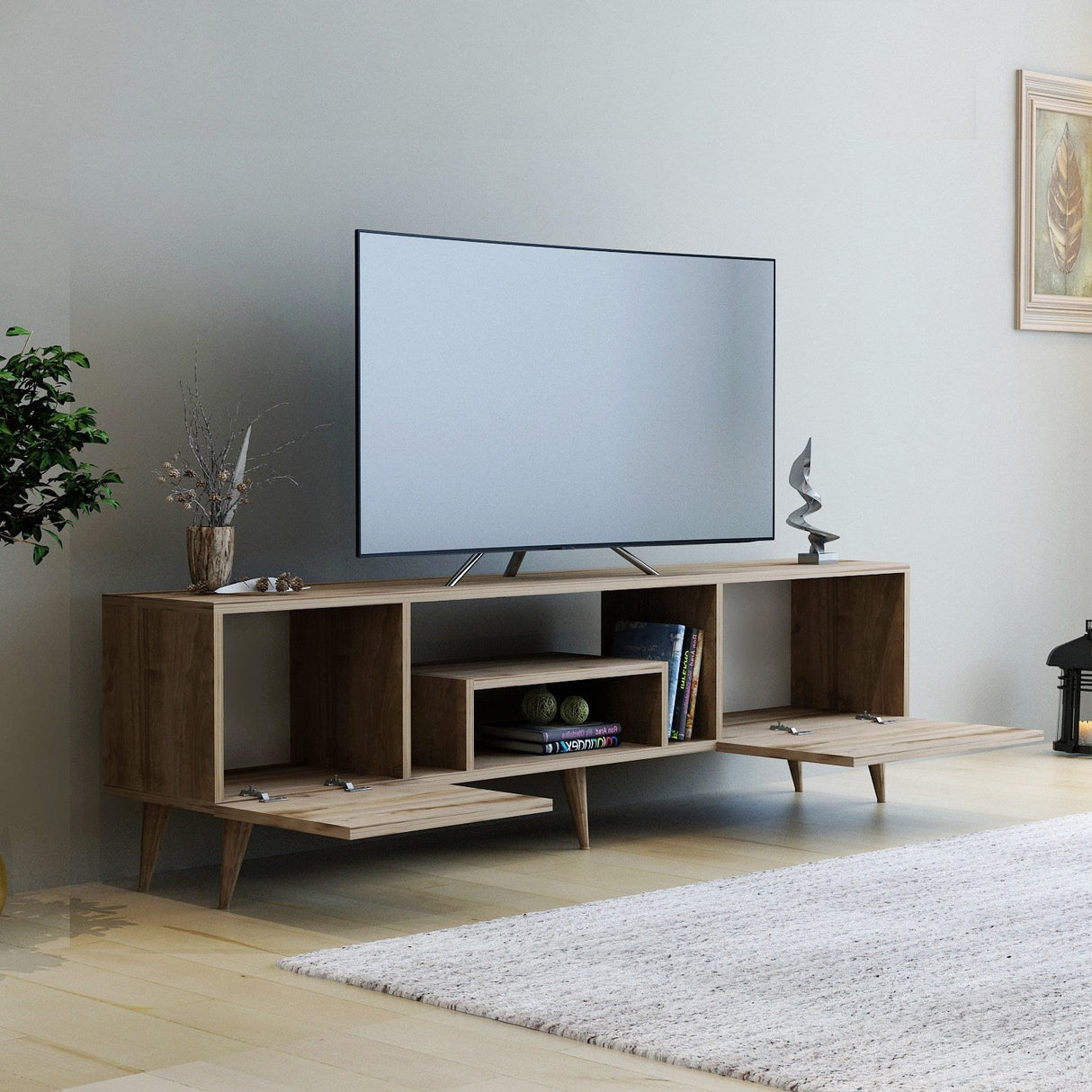 Comodă TV Irma, Diverse culori, 150x30x42 cm - Nuc | SKU: 505CRL1711 | Comodă TV Irma, 150x30x42 cm, varianta Nuc, produs pentru amenajarea locuinței, disponibil online în România la CasaMob