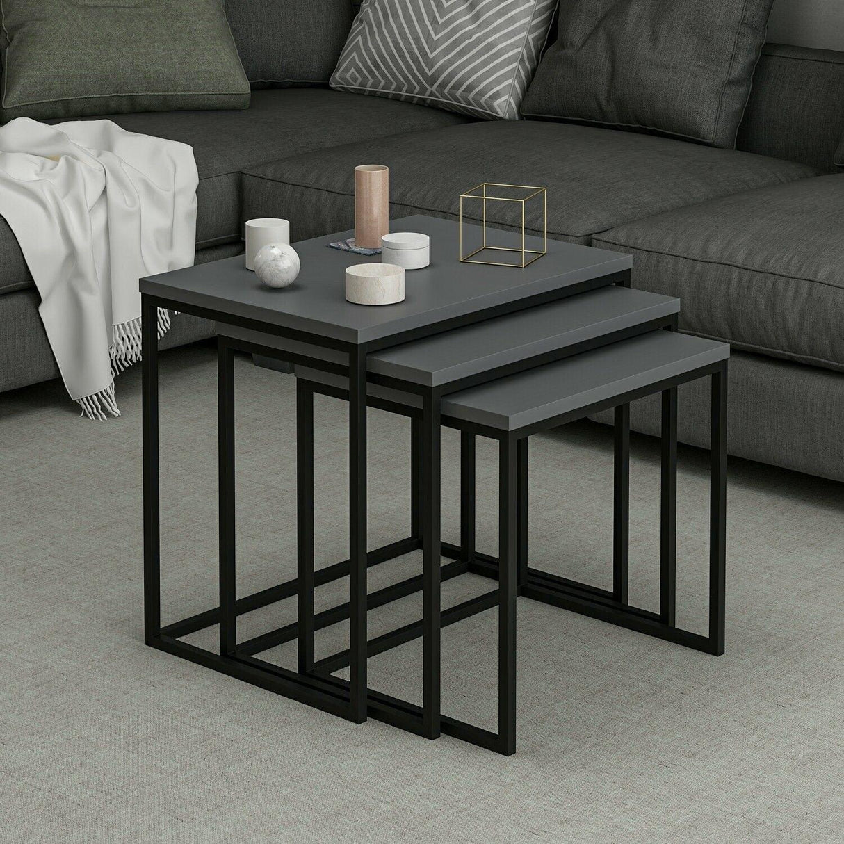 Set 3 măsuțe de cafea Evia, Diverse culori, 55x40x50 cm - Antracit | SKU: 506MNR1208 | Set 3 măsuțe de cafea Evia, 55x40x50 cm, varianta Antracit, produs pentru amenajarea locuinței, disponibil online în România la CasaMob