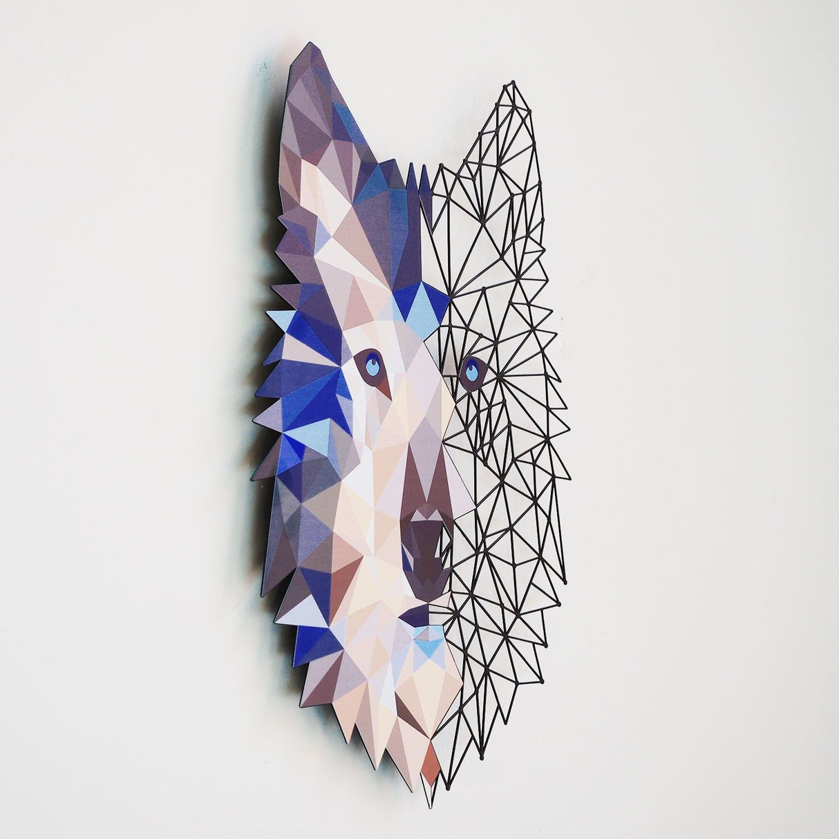 Decorațiune de perete din metal Metal Wolf Wall Art - APT721, Multicolor, 35x48x0 cm