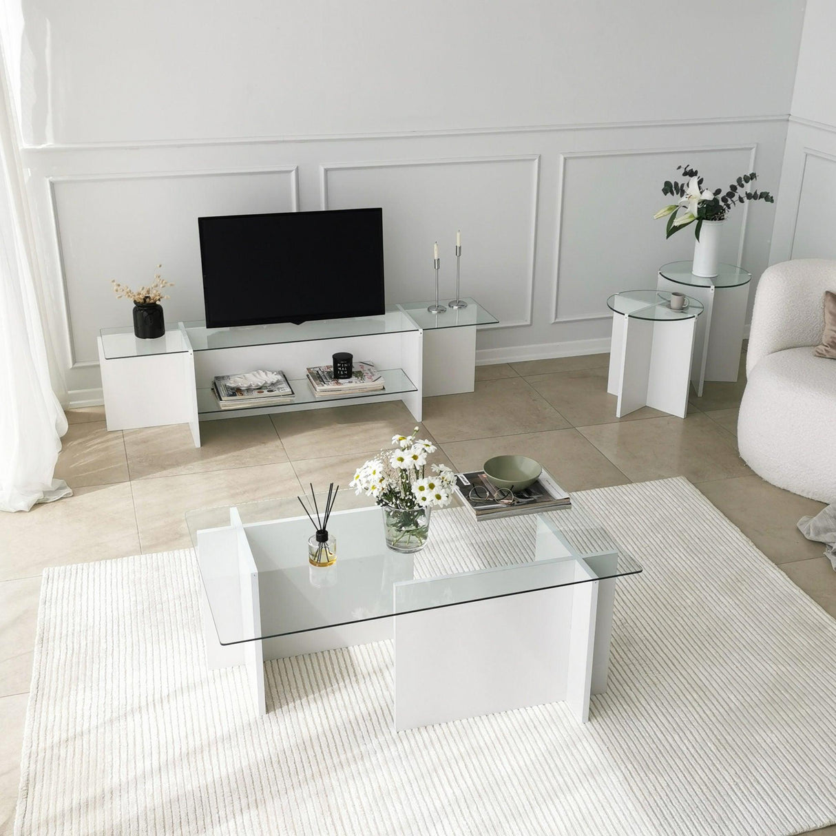 Comodă TV Escape TV, Diverse culori, 158x35x40 cm - Alb | SKU: 552NOS1601 | Comodă TV Escape TV, 158x35x40 cm, varianta Alb, produs pentru amenajarea locuinței, disponibil online în România la CasaMob