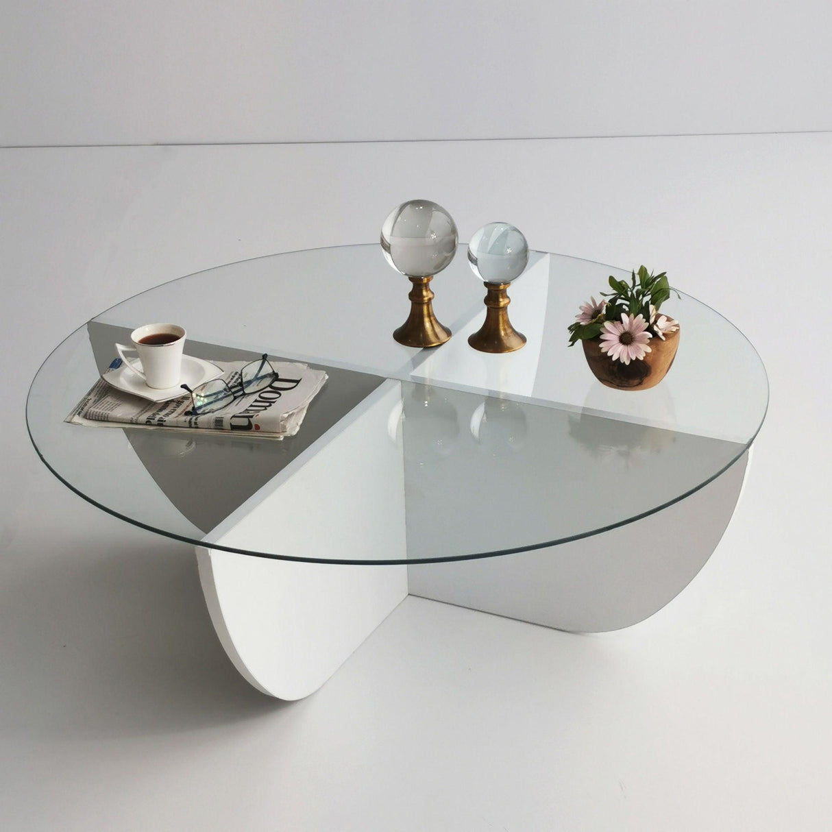Măsuță de cafea Lily, Diverse culori, Diverse configurații, Diverse dimensiuni - Alb - 90x90x30 cm - Standard | SKU: 552NOS2237 | Măsuță de cafea Lily, varianta Alb - 90x90x30 cm - Standard, produs pentru amenajarea locuinței, disponibil online în România la CasaMob