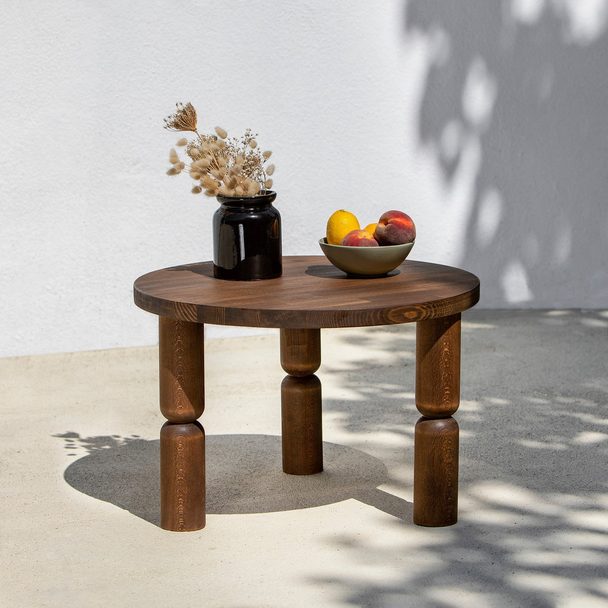 Măsuță de cafea Ida 60, Diverse culori, 60x60x40 cm - Nuc | SKU: 552NOS2388 | Măsuță de cafea Ida 60, 60x60x40 cm, varianta Nuc, produs pentru amenajarea locuinței, disponibil online în România la CasaMob