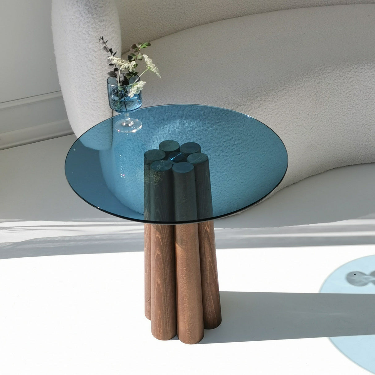 Măsuță de cafea Thales, Diverse culori, 50x50x50 cm - Nuc - Albastru | SKU: 552NOS2395 | Măsuță de cafea Thales, 50x50x50 cm, varianta Nuc - Albastru, produs pentru amenajarea locuinței, disponibil online în România la CasaMob