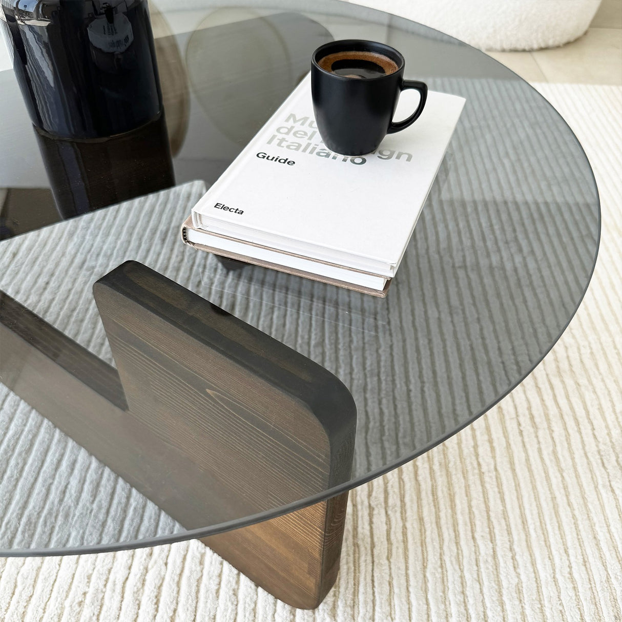 Măsuță de cafea Mia, Diverse culori, 75x75x35 cm - Nuc - Fumuriu | SKU: 552NOS2543 | Măsuță de cafea Mia, 75x75x35 cm, varianta Nuc - Fumuriu, produs pentru amenajarea locuinței, disponibil online în România la CasaMob