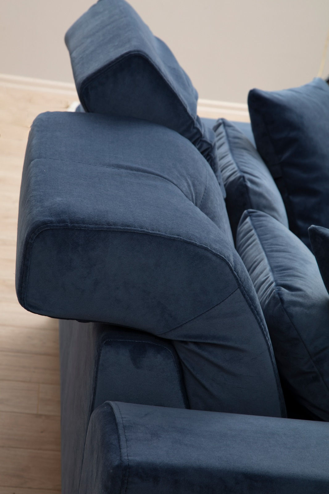 Canapea fixă Frido, Diverse culori, Diverse configurații - Bleumarin - 2 locuri | SKU: 560ARE1523 | Canapea fixă Frido, varianta Bleumarin - 2 locuri, produs pentru amenajarea locuinței, disponibil online în România la CasaMob
