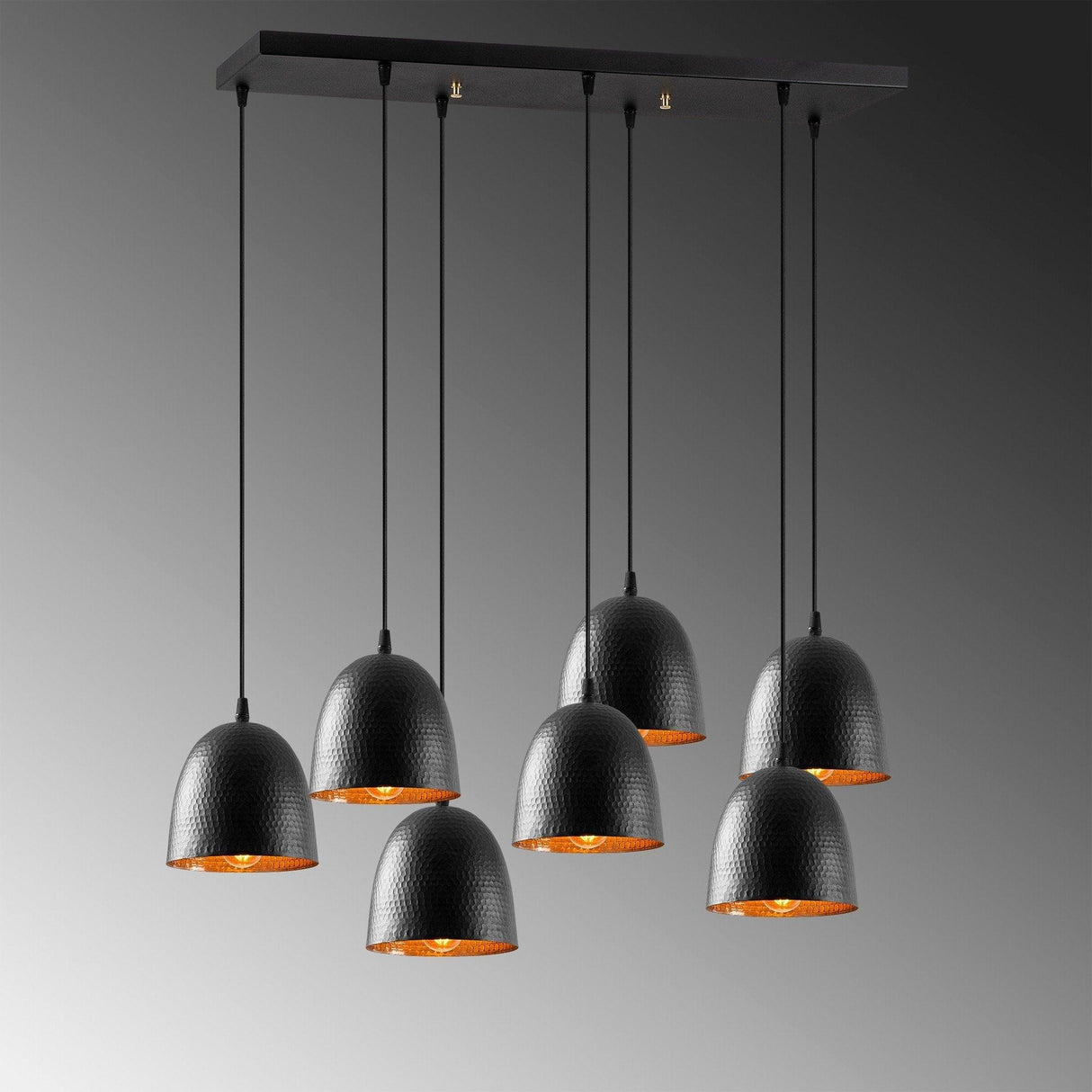 Lustra Sunspire, Negru