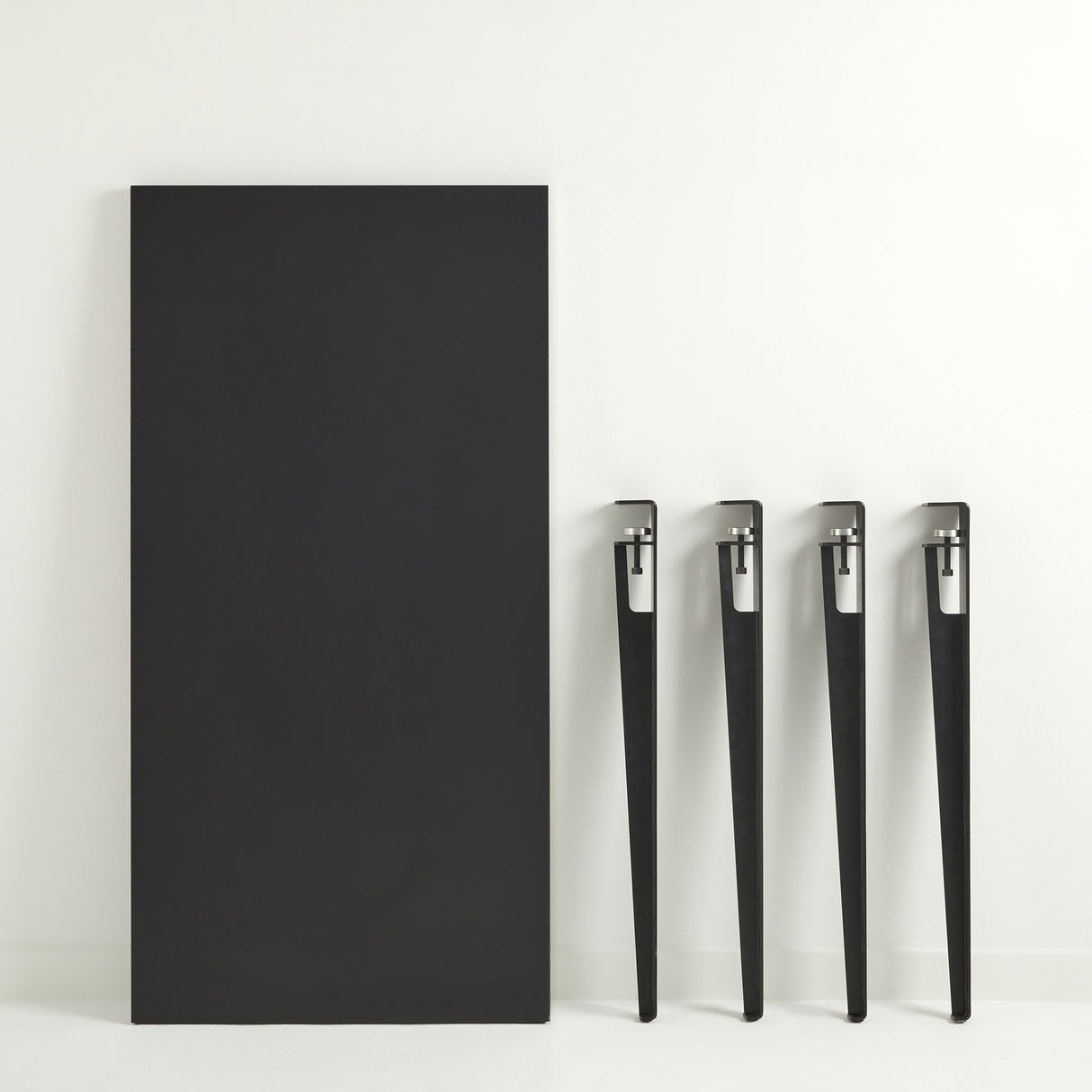 Birou Eridanos, Diverse culori, 120x60x75 cm - Antracit - Negru | SKU: 631LGG1146 | Birou Eridanos, 120x60x75 cm, varianta Antracit - Negru, produs pentru amenajarea locuinței, disponibil online în România la CasaMob