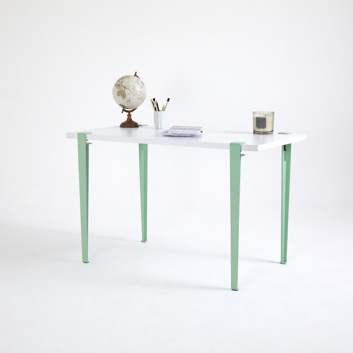 Birou Eridanos, Diverse culori, 120x60x75 cm - Alb - Mentă - Verde | SKU: 631LGG1154 | Birou Eridanos, 120x60x75 cm, varianta Alb - Mentă - Verde, produs pentru amenajarea locuinței, disponibil online în România la CasaMob