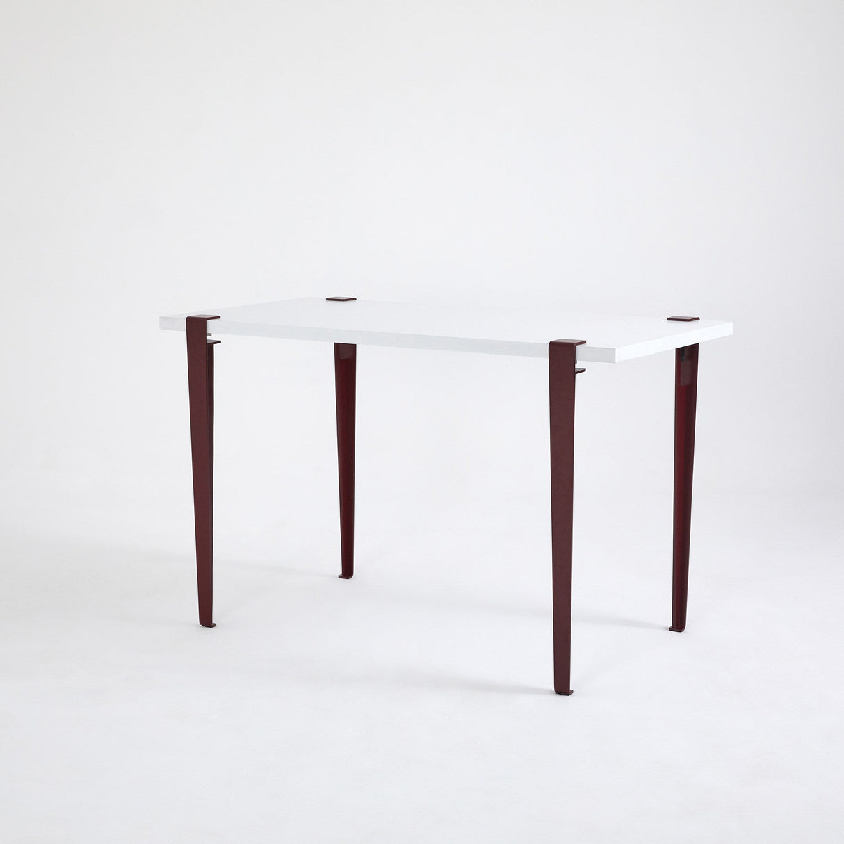 Birou Eridanos, Diverse culori, 120x60x75 cm - Alb - Burgundy | SKU: 631LGG1155 | Birou Eridanos, 120x60x75 cm, varianta Alb - Burgundy, produs pentru amenajarea locuinței, disponibil online în România la CasaMob