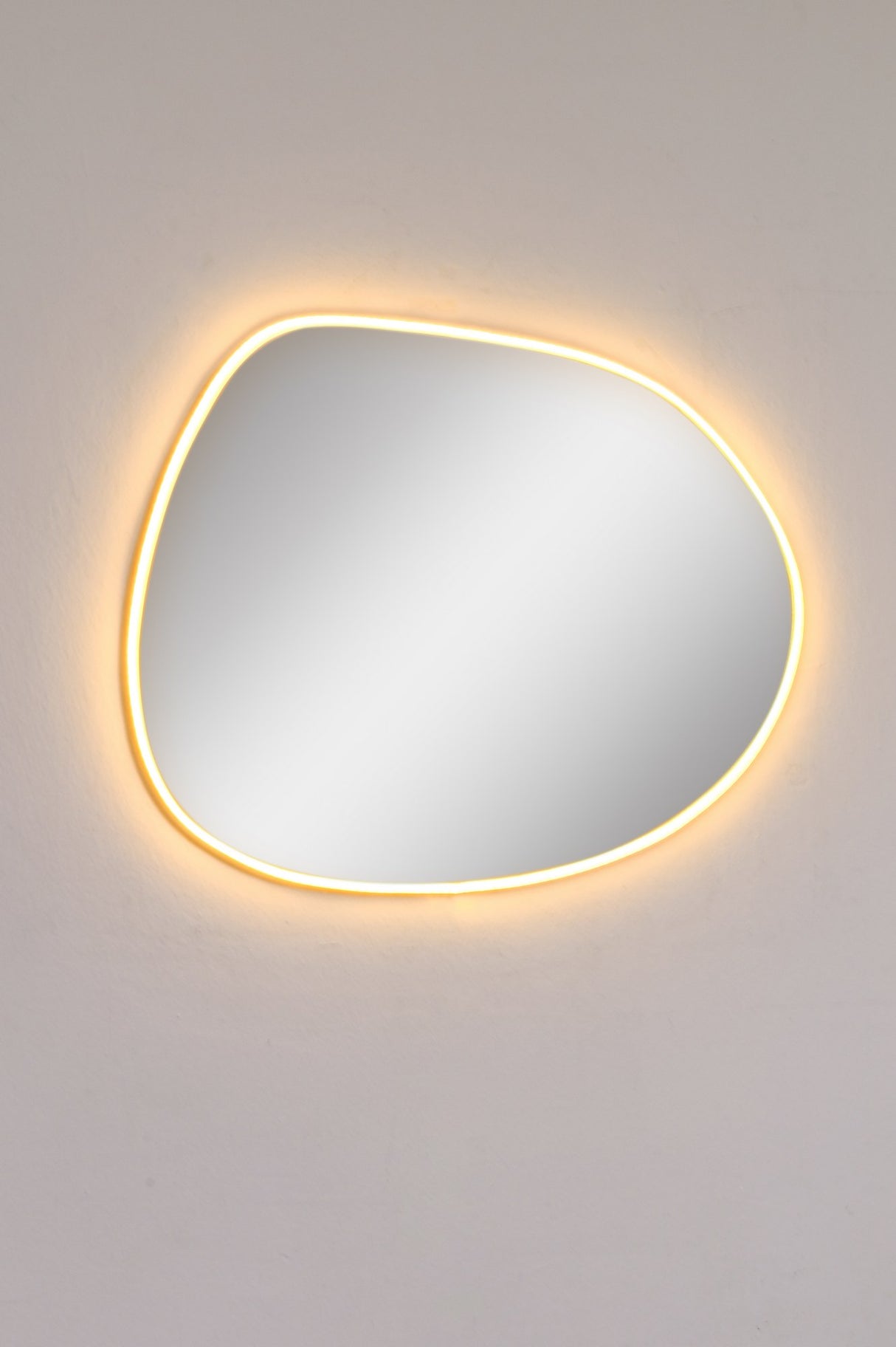 Oglindă decorativă cu LED Piago, Diverse culori, 60x46 cm - Oglindă decorativă cu LED Piago, Diverse culori, 60x46 cm, SKU 782MRL1102, imagine 2