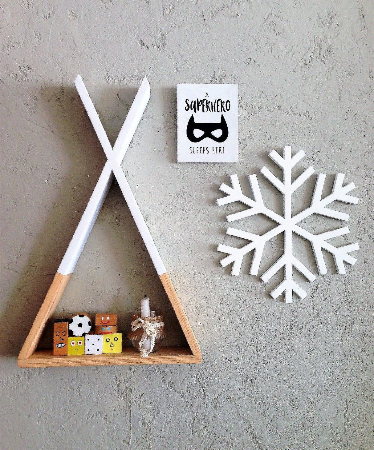 Decorațiune de perete din lemn Snowflake, Diverse culori, 38x2x38 cm - Alb | SKU: 796LMN2012 | Decorațiune de perete din lemn Snowflake, 38x2x38 cm, varianta Alb, produs pentru amenajarea locuinței, disponibil online în România la CasaMob