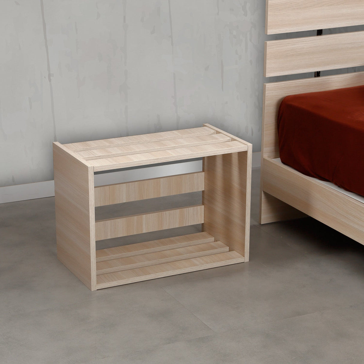 Noptieră Fuga, Diverse culori, 60x33x43 cm - Stejar | SKU: 801CMY3408 | Noptieră Fuga, 60x33x43 cm, varianta Stejar, produs pentru amenajarea locuinței, disponibil online în România la CasaMob