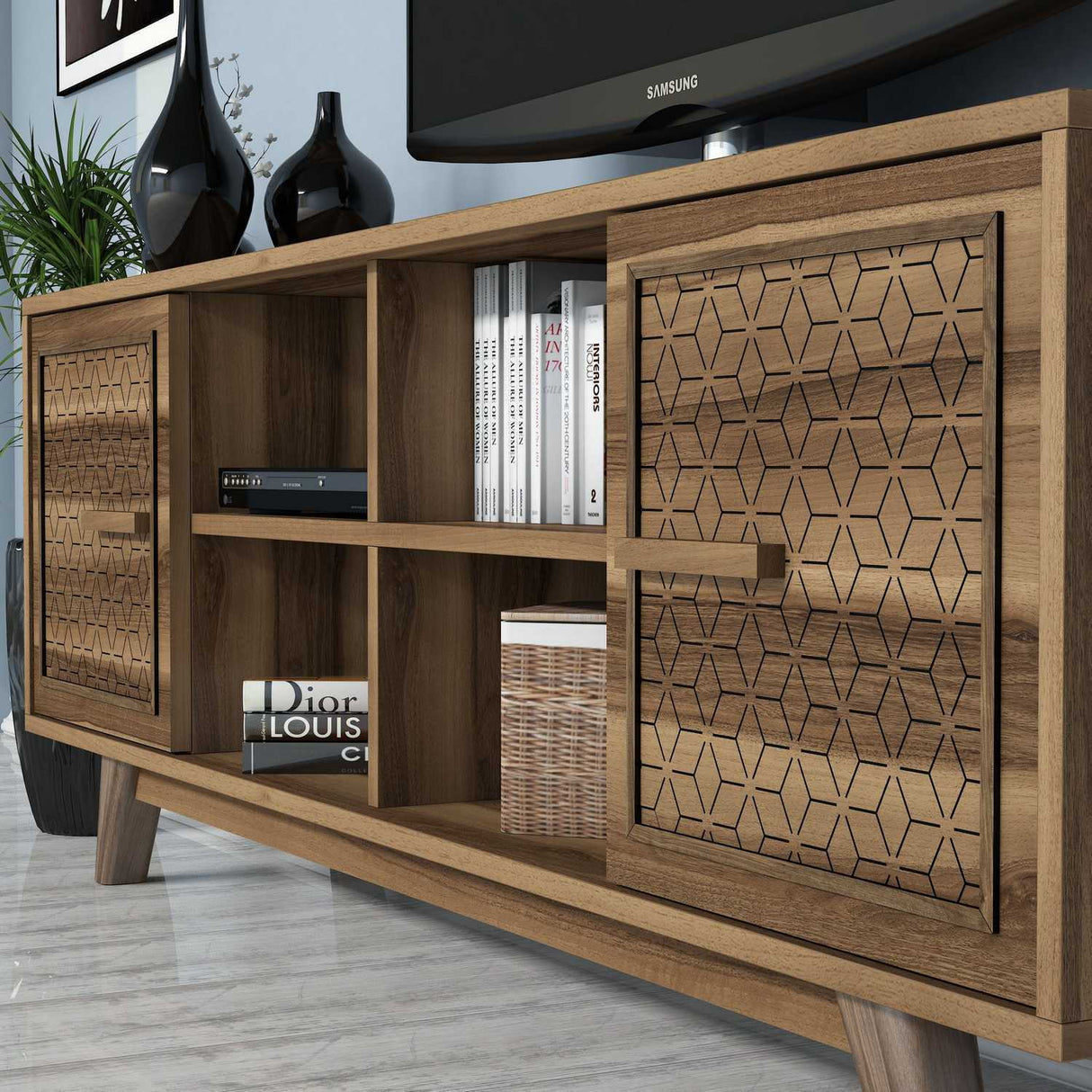 Comodă TV Ayla, Diverse culori, 160x35x56 cm - Nuc | SKU: 845HCT3064 | Comodă TV Ayla, 160x35x56 cm, varianta Nuc, produs pentru amenajarea locuinței, disponibil online în România la CasaMob