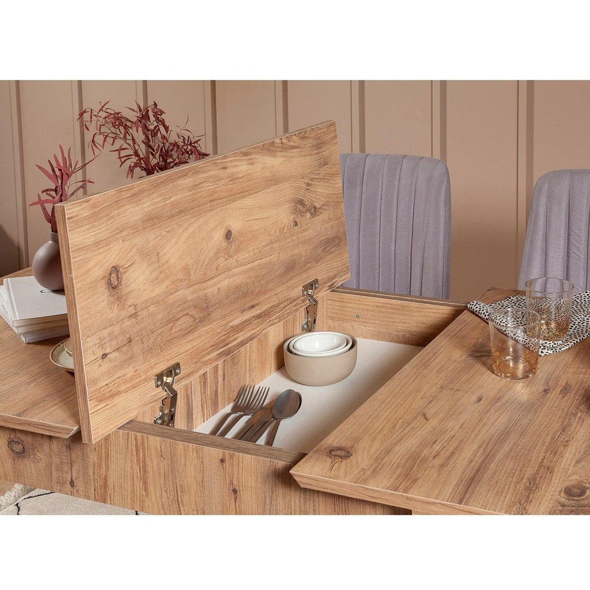 Masă extensibilă cu scaune 5 bucăți Vina 0701 - 4, Diverse culori, 129x80x75 cm - Pin atlantic - Gri | SKU: 869VEL5333 | Masă extensibilă cu scaune 5 bucăți Vina 0701 - 4, 129x80x75 cm, varianta Pin atlantic - Gri, produs pentru amenajarea locuinței, disponibil online în România la CasaMob
