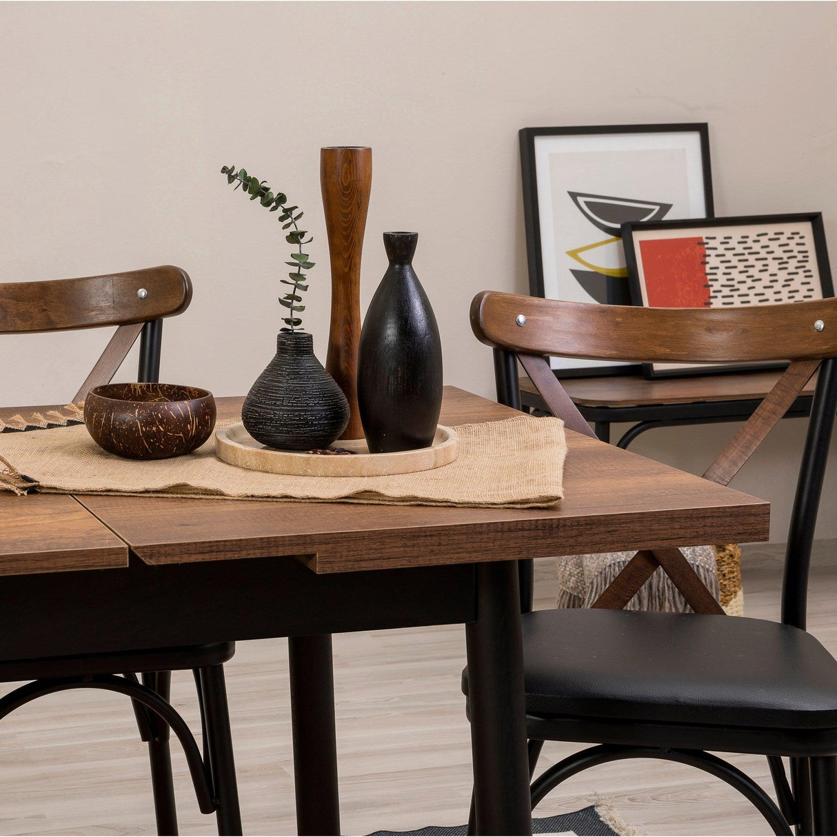Masă extensibilă cu scaune Oliver Açl.Barok, Negru, Diverse configurații, 120x75x77 cm - 5 bucăți | SKU: 869VEL8159 | Masă extensibilă cu scaune Oliver Açl.Barok, Negru, 120x75x77 cm, varianta 5 bucăți, produs pentru amenajarea locuinței, disponibil online în România la CasaMob