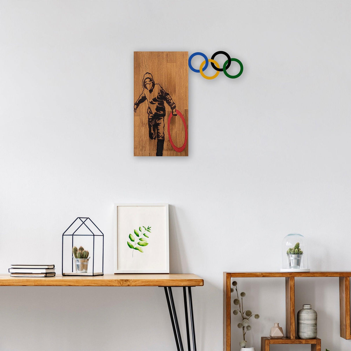 Decoratiune de perete lemn Banksy - 14, Nuc, 60x3x58 cm