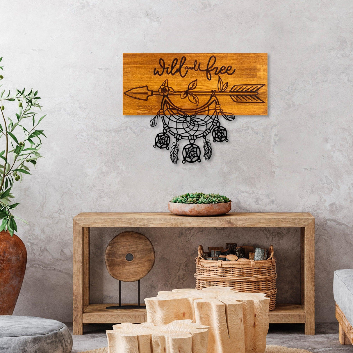 Decoratiune de perete lemn Wild and Free, Nuc, 58x45x3 cm