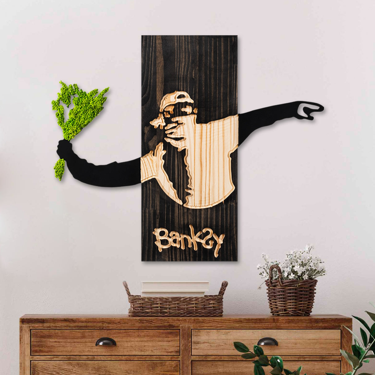 Decorațiune de perete din lemn Banksy - Flower Thrower 2, Negru - Nuc - Verde, 69x3x58 cm