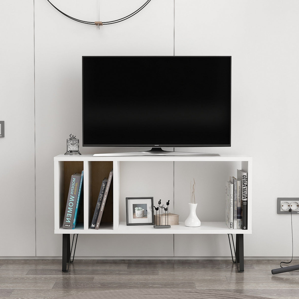 Comodă TV Arven, Diverse culori, Diverse dimensiuni - Alb - Stejar - 90x25x53 cm | SKU: 935CMN1417 | Comodă TV Arven, varianta Alb - Stejar - 90x25x53 cm, produs pentru amenajarea locuinței, disponibil online în România la CasaMob