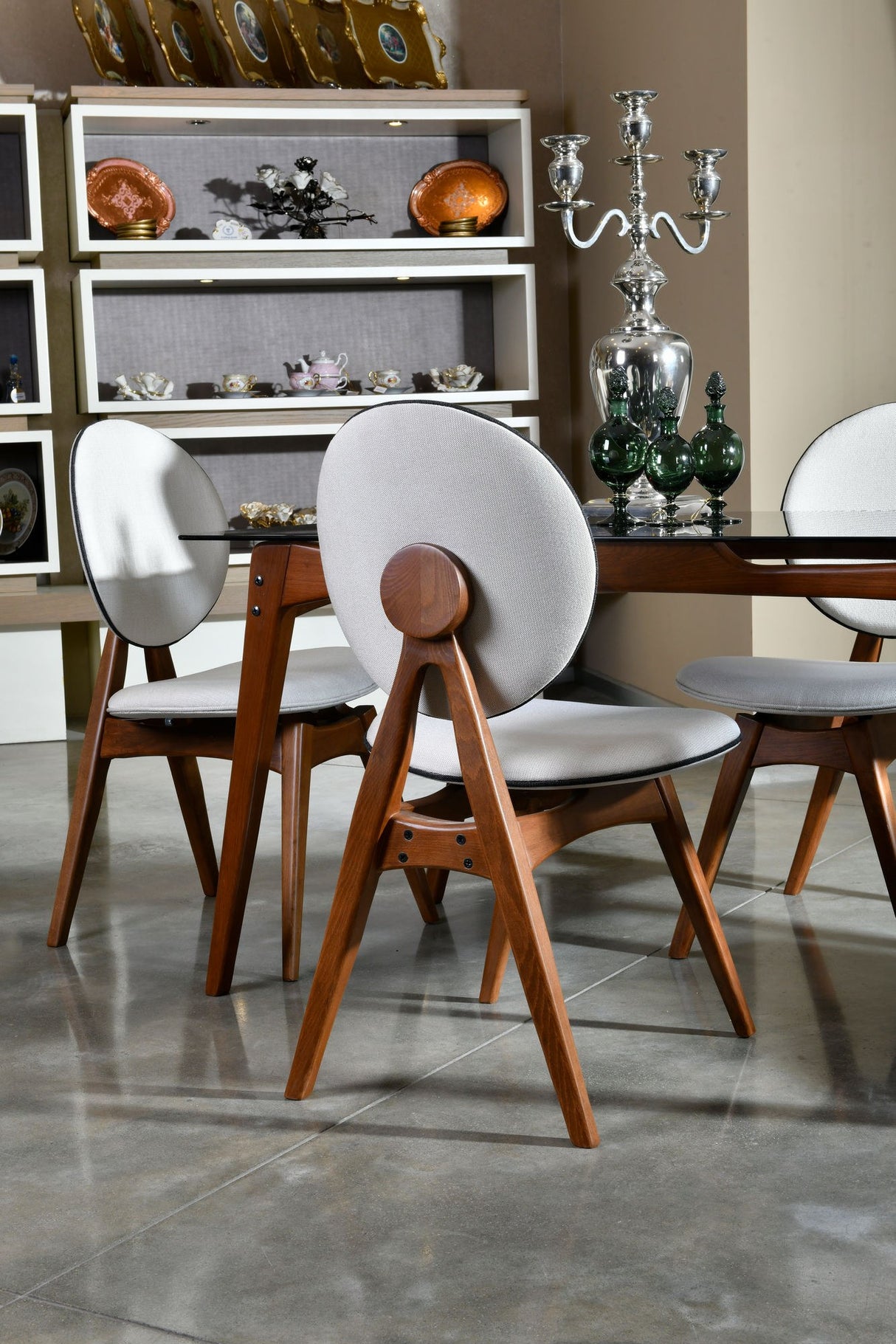 Set 2 scaune Touch v2, Diverse culori, 54x55x93 cm - Nuc - Crem | SKU: 998VOW1113 | Set 2 scaune Touch v2, 54x55x93 cm, varianta Nuc - Crem, produs pentru amenajarea locuinței, disponibil online în România la CasaMob
