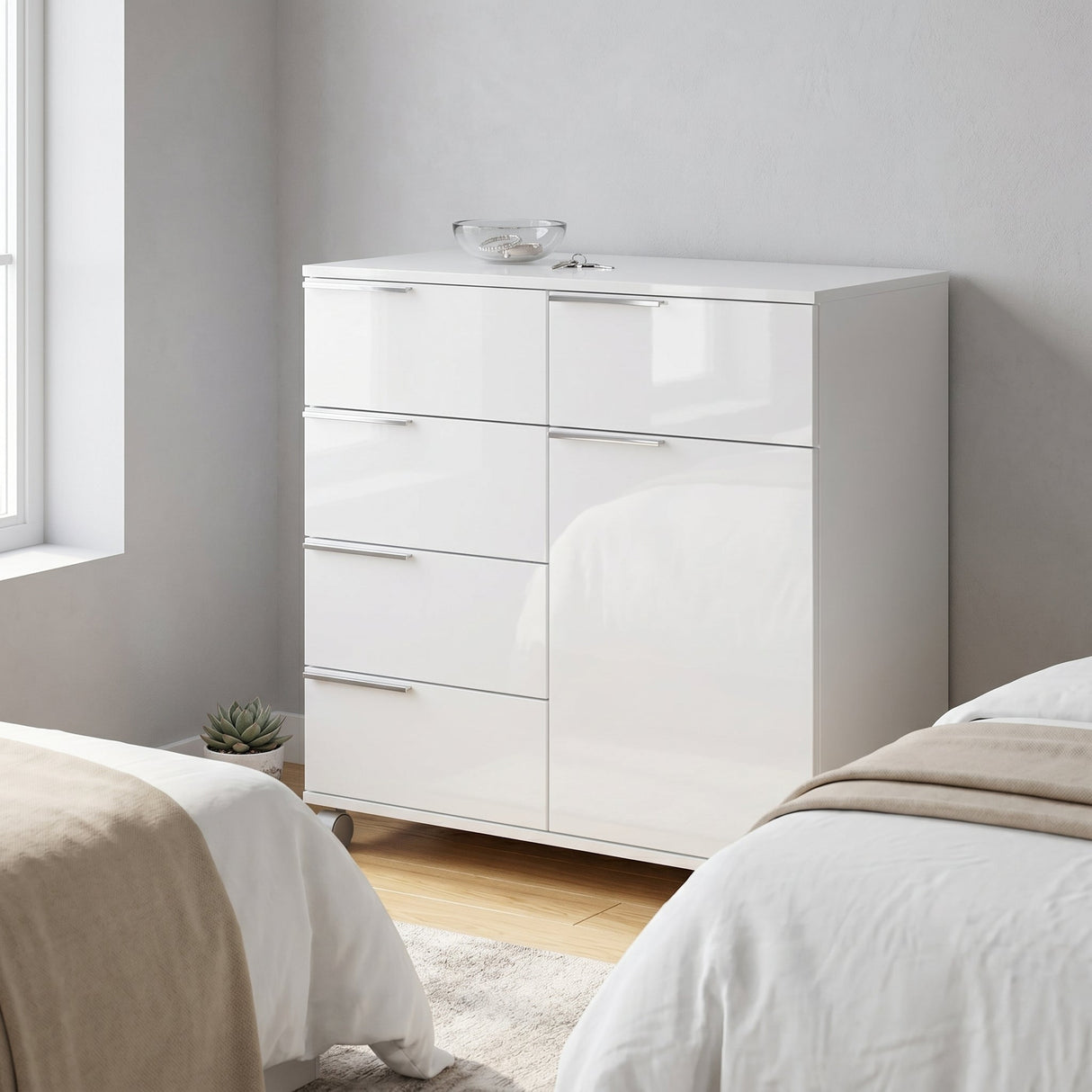 Comoda ADR-415-PP-1 Home Collection® Diamond, 1 usa, 5 sertare, cu rotile, Alb Lucios, 85x44x81 cm