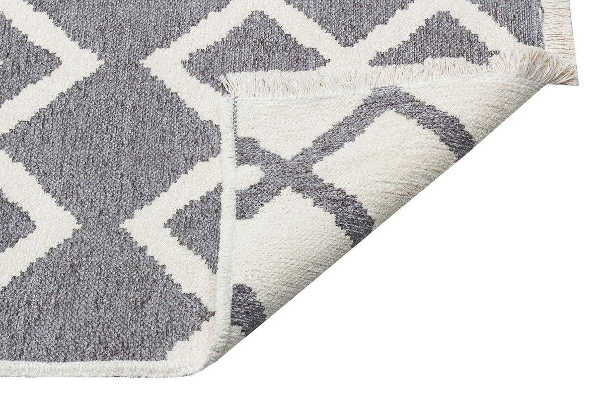 Covor de living / dormitor Maze Home Mondo Reversibil, Harmony, Gri (diverse dimensiuni), 120x180 cm - Covor Maze Home MONDO, Reversibil, Harmony Silver 01 - Adorehome.ro - Covoare - Maze - MD 01 SILVER _ 80*150