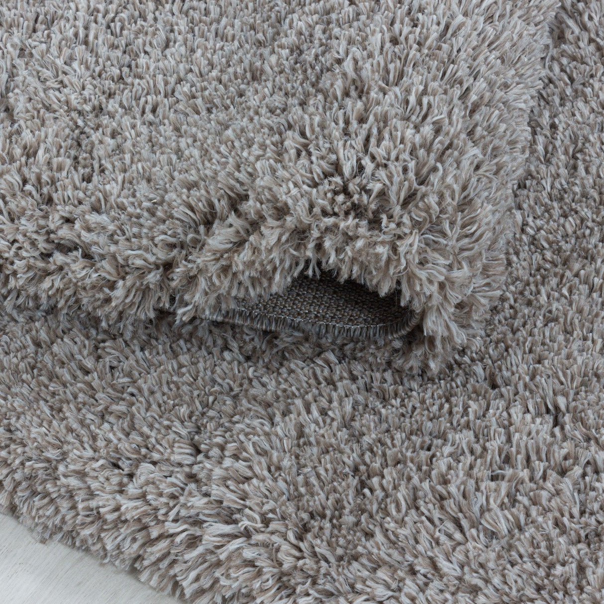 Covor Fluffy, Maro - Bej, 230x160 cm - Bej