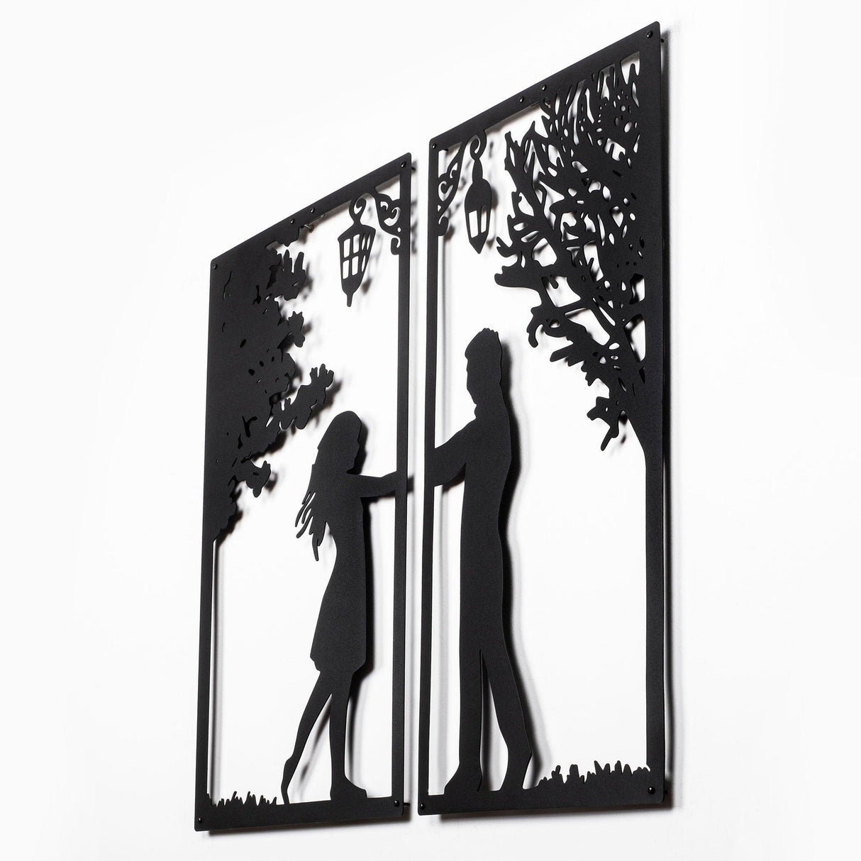 Decoratiune de perete Metal Meeting With Love, Negru, 66x34 cm