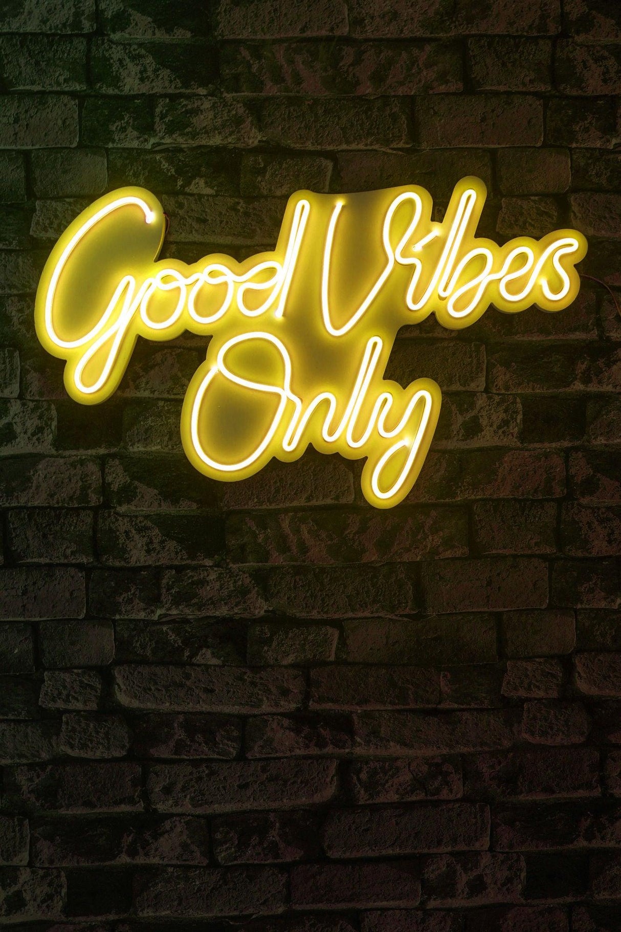 Lampa Neon Good Vibes Only 2, 37x62 cm - Galben