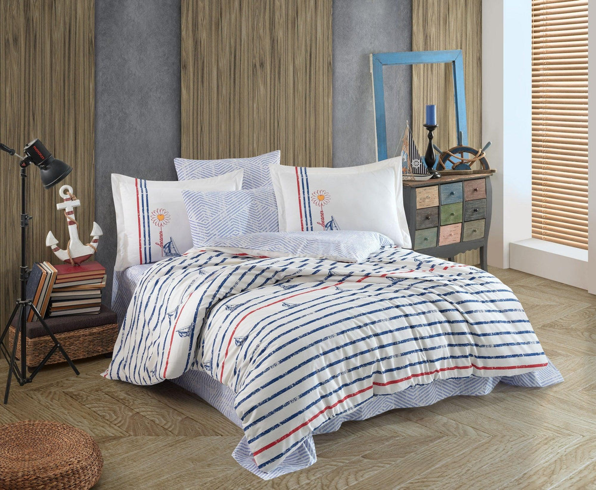 Set lenjerie de pat dublă Olimpia v2, Diverse culori, 240x260 cm - Alb - Roșu - Albastru închis | SKU: 113HBY4853 | Set lenjerie de pat dublă Olimpia v2, 240x260 cm, varianta Alb - Roșu - Albastru închis, produs pentru amenajarea locuinței, disponibil online în România la CasaMob