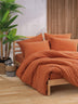 Roșu cărămiziu | SKU: 129CTN2863 | Set lenjerie de pat dublă Crepe, 200x220 cm, varianta Roșu cărămiziu, produs pentru amenajarea locuinței, disponibil online în România la CasaMob