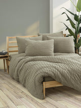 Set lenjerie de pat dublă Crepe, Diverse culori, 200x220 cm - Mink | SKU: 129CTN2864 | Set lenjerie de pat dublă Crepe, 200x220 cm, varianta Mink, produs pentru amenajarea locuinței, disponibil online în România la CasaMob