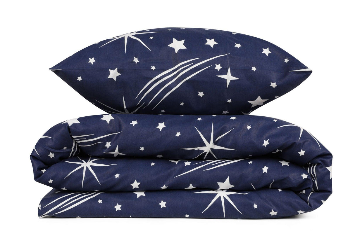 Set Lenjerie Halley, Diverse culori, Diverse dimensiuni - Albastru închis - Alb - 160x240 cm | SKU: 143EPJ1757 | Set Lenjerie Halley, varianta Albastru închis - Alb - 160x240 cm, produs pentru amenajarea locuinței, disponibil online în România la CasaMob