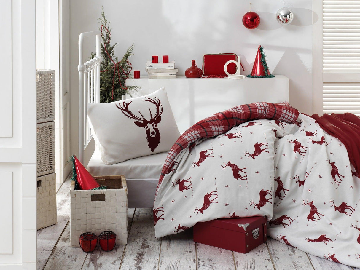 Set Lenjerie Geyik, Diverse culori, Diverse configurații, Diverse dimensiuni - Bordo - Alb - 160x240 cm - 3 bucăți | SKU: 143EPJ1772 | Set Lenjerie Geyik, varianta Bordo - Alb - 160x240 cm - 3 bucăți, produs pentru amenajarea locuinței, disponibil online în România la CasaMob