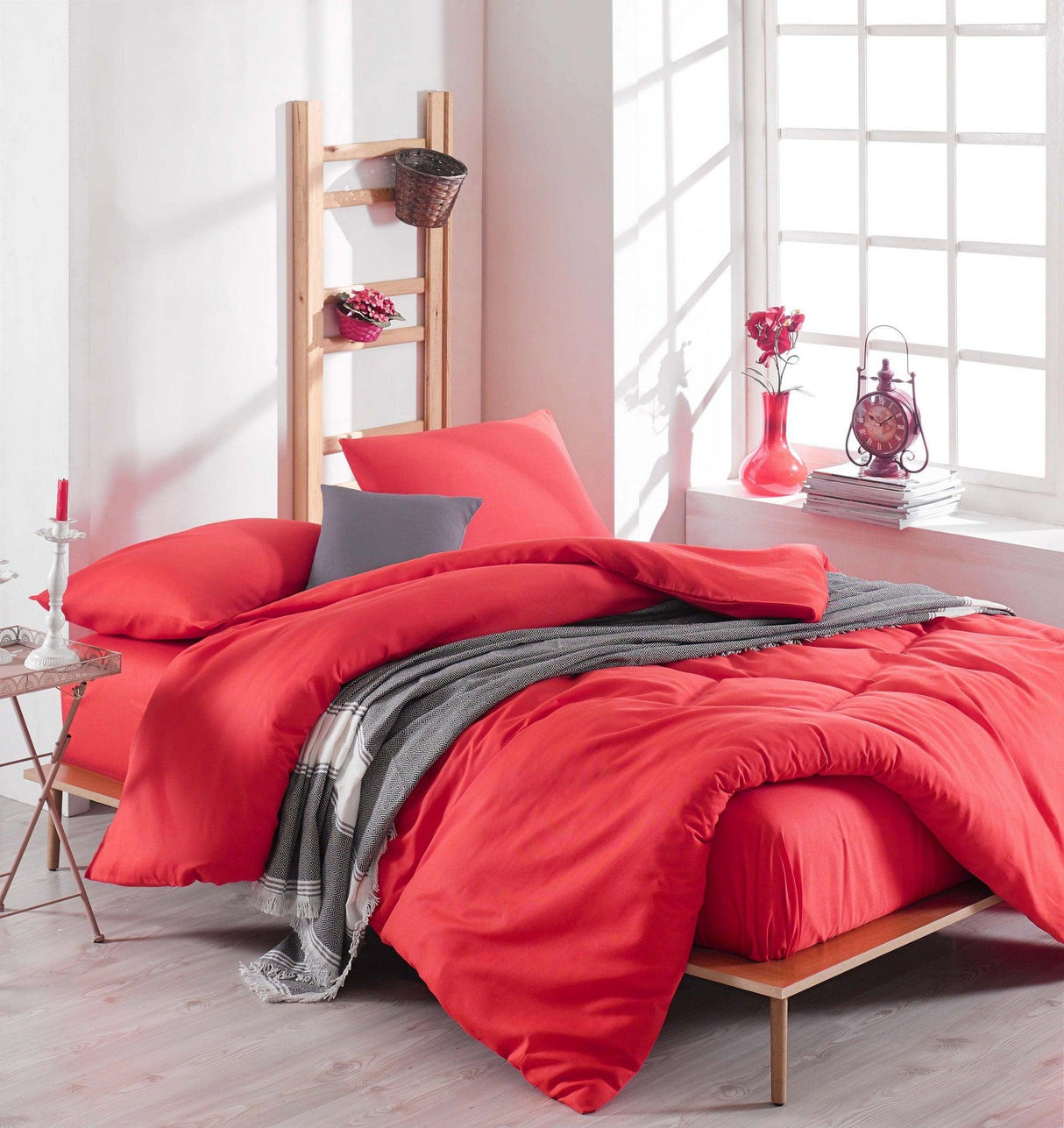 Set Lenjerie Düzboya, Diverse culori, Diverse configurații, Diverse dimensiuni - Roșu - 220x240 cm - 4 bucăți | SKU: 162ELR1405 | Set Lenjerie Düzboya, varianta Roșu - 220x240 cm - 4 bucăți, produs pentru amenajarea locuinței, disponibil online în România la CasaMob