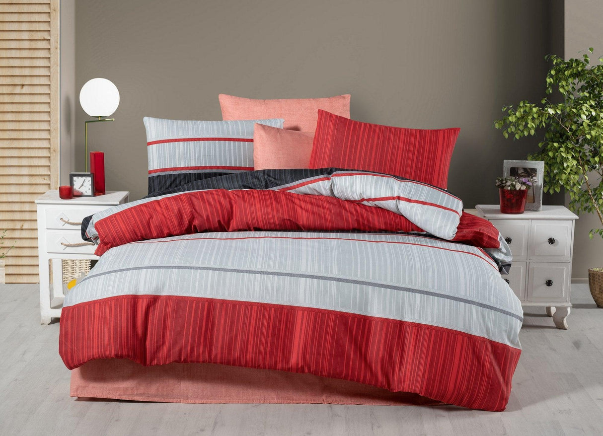 Set lenjerie de pat dublă Atlas, Roșu - Gri deschis - Negru, Diverse configurații, Diverse dimensiuni - 220x240 cm - 4 bucăți | SKU: 170PTK4217 | Set lenjerie de pat dublă Atlas, Roșu - Gri deschis - Negru, varianta 220x240 cm - 4 bucăți, produs pentru amenajarea locuinței, disponibil online în România la CasaMob