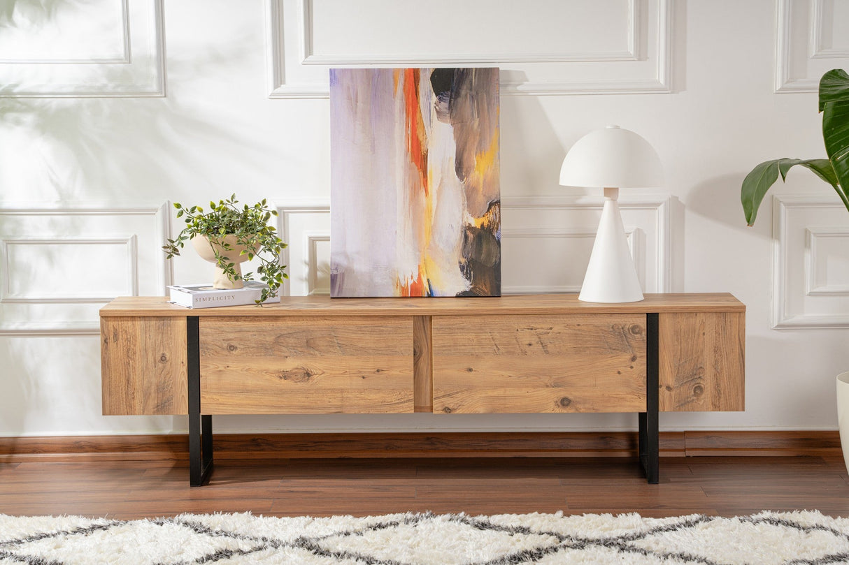 Comodă TV Serenity, Diverse culori, 180x30x50 cm - Pin atlantic - Negru | SKU: 241NRD1311 | Comodă TV Serenity, 180x30x50 cm, varianta Pin atlantic - Negru, produs pentru amenajarea locuinței, disponibil online în România la CasaMob